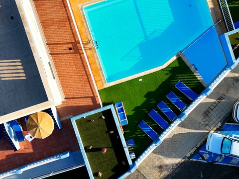 La piscina desde arriba