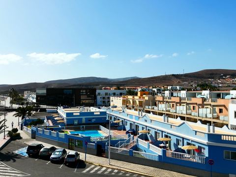El paseo y la bahía